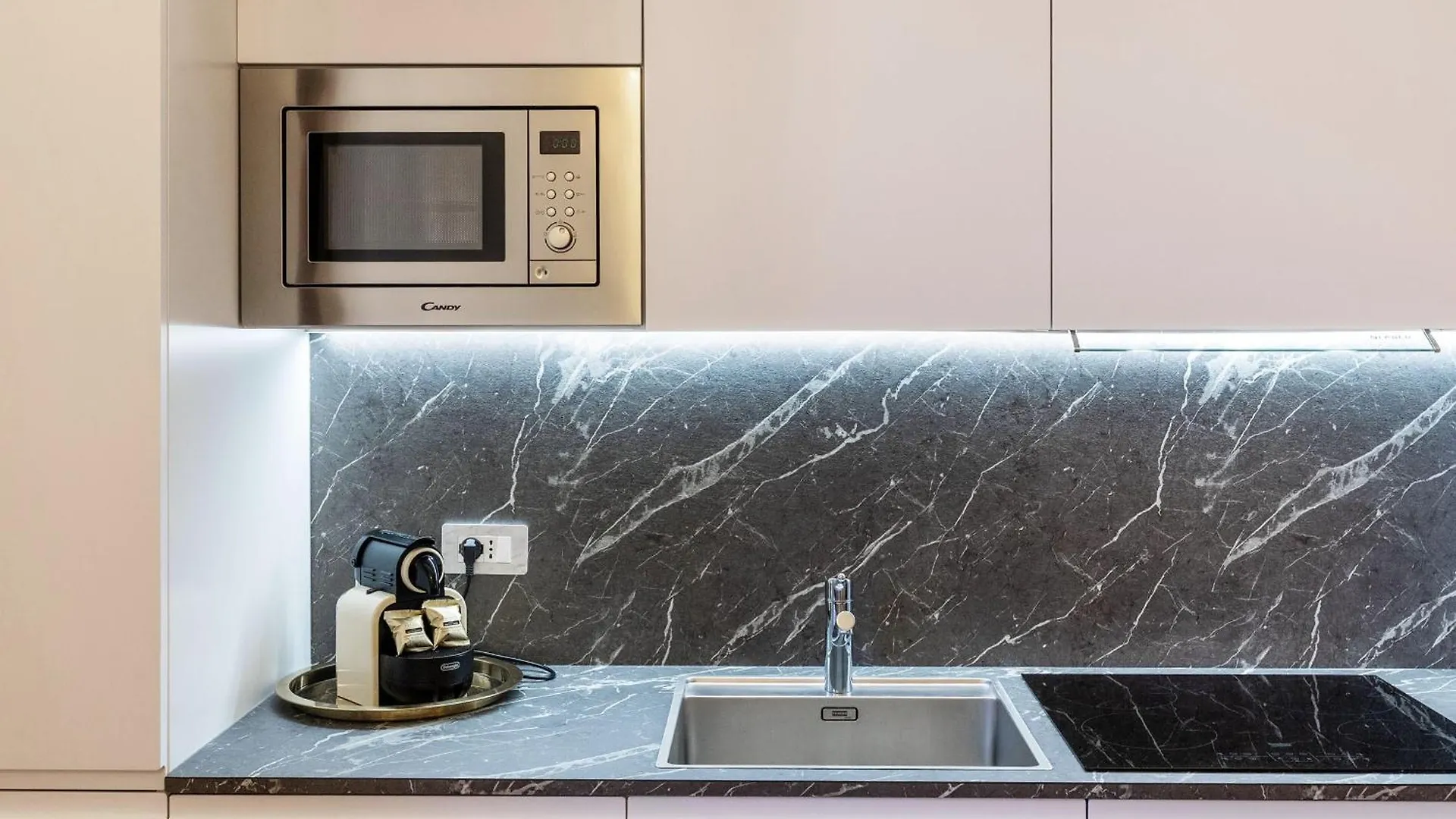 Casa Bella 16 - 8 Min To Metro, 15 Min To Lin Airport, University Area Milano Appartamento