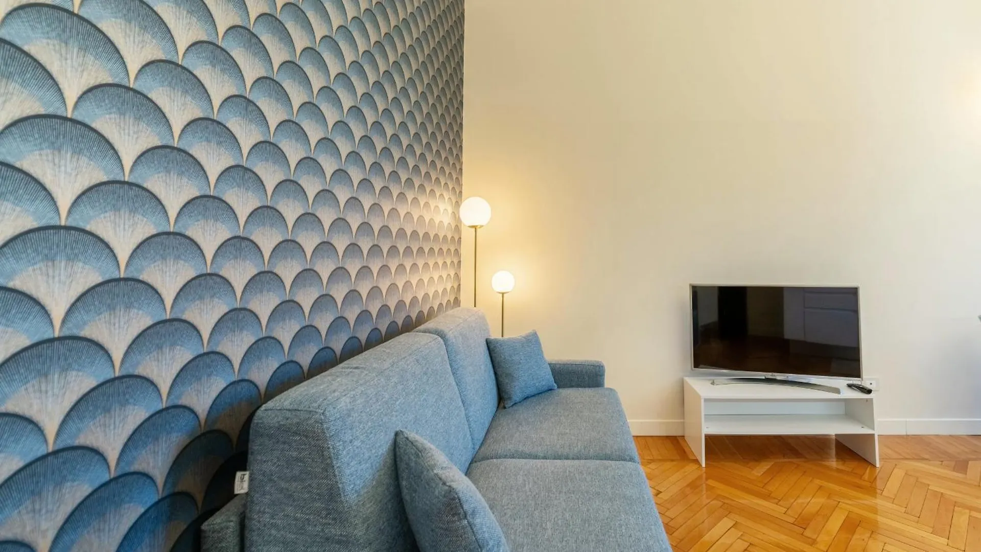Casa Bella 16 - 8 Min To Metro, 15 Min To Lin Airport, University Area Milano