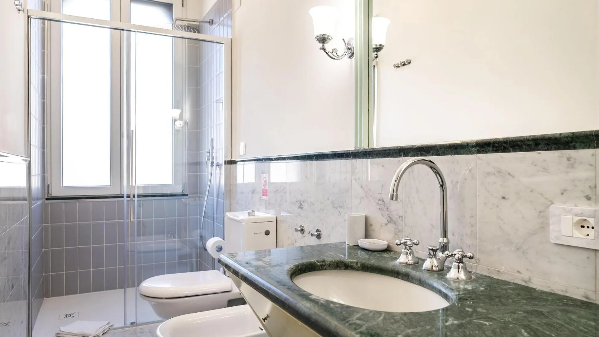 Casa Bella 16 - 8 Min To Metro, 15 Min To Lin Airport, University Area Appartamento Milano